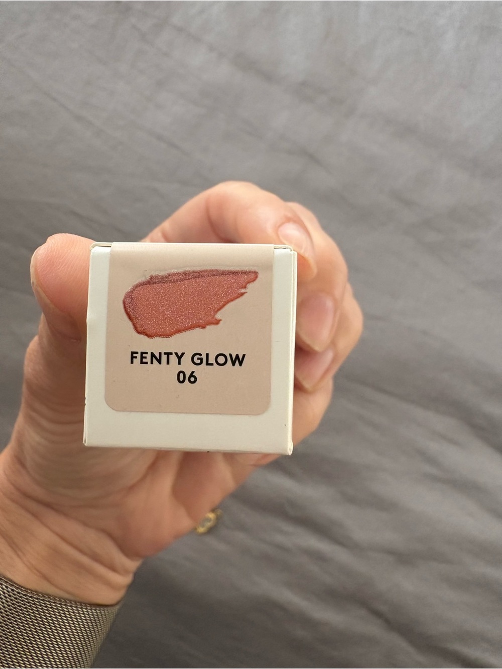 Fenty Beauty Gloss Bomb Oil Luminizing Lip Oil 'N Gloss - Creamy Pink Box - Picture 2 of 2